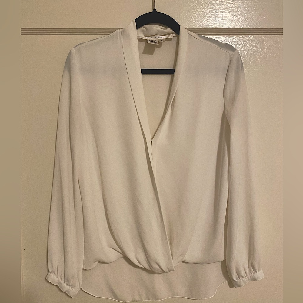 Max Studio flowy top